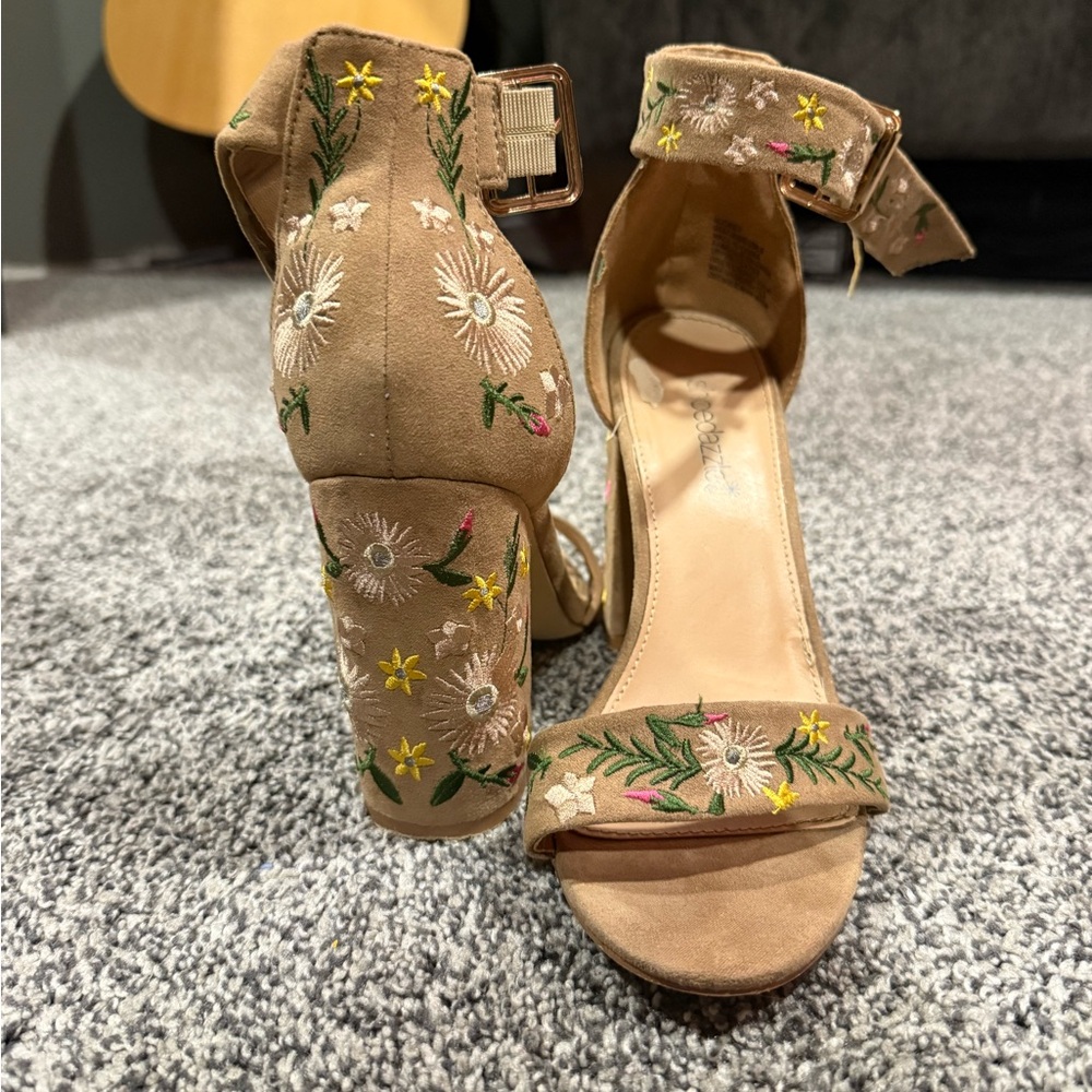 Embroidered Tan Sandals
